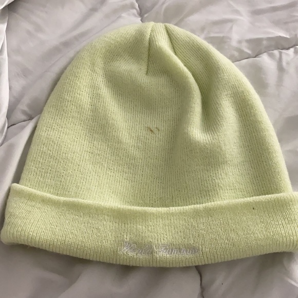Pale lime SUPREME (FW17) beanie. Comes with original shopping bag. - Picture 2 of 5